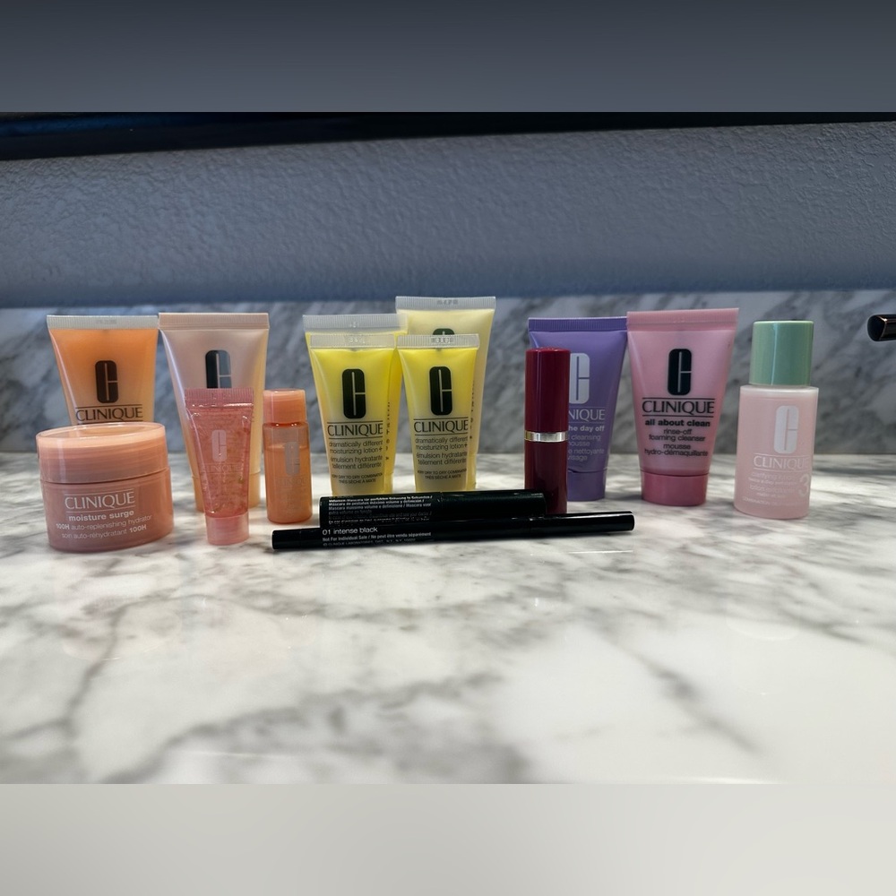 Clinique skincare and makeup bundle